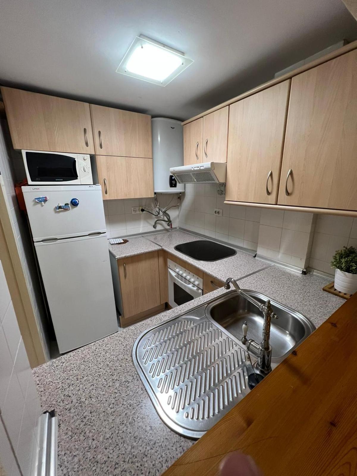 טורמולינוס Apartamentos Playa Bajondillo חדר תמונה
